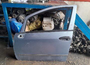 2008 2015 model Fiat linea sol ön kapi