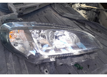 2010 2022 hatasız sağ ön far Doblo 4