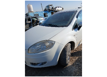 Fiat linea sol ön çamurluk hatasız beyaz çıkma orjinal