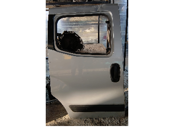 Fiorino sağ sürgülü  ufak direkte hasar çıkma orjinal