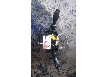 Ford Courier 2015-2023 model sinyal kolu