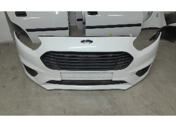 Ford Courier hatasız ön tampon