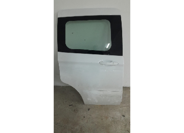 Ford Courier sağ orta kapı hatasız